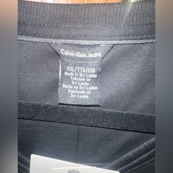 (Set of 2) long sleeve, Calvin Klein, black T-shirts (brand new) - Picture 2 of 4